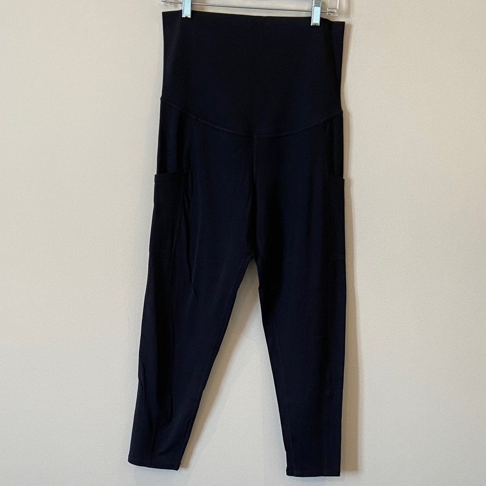 Quince Black High-Waisted maternity Leggings